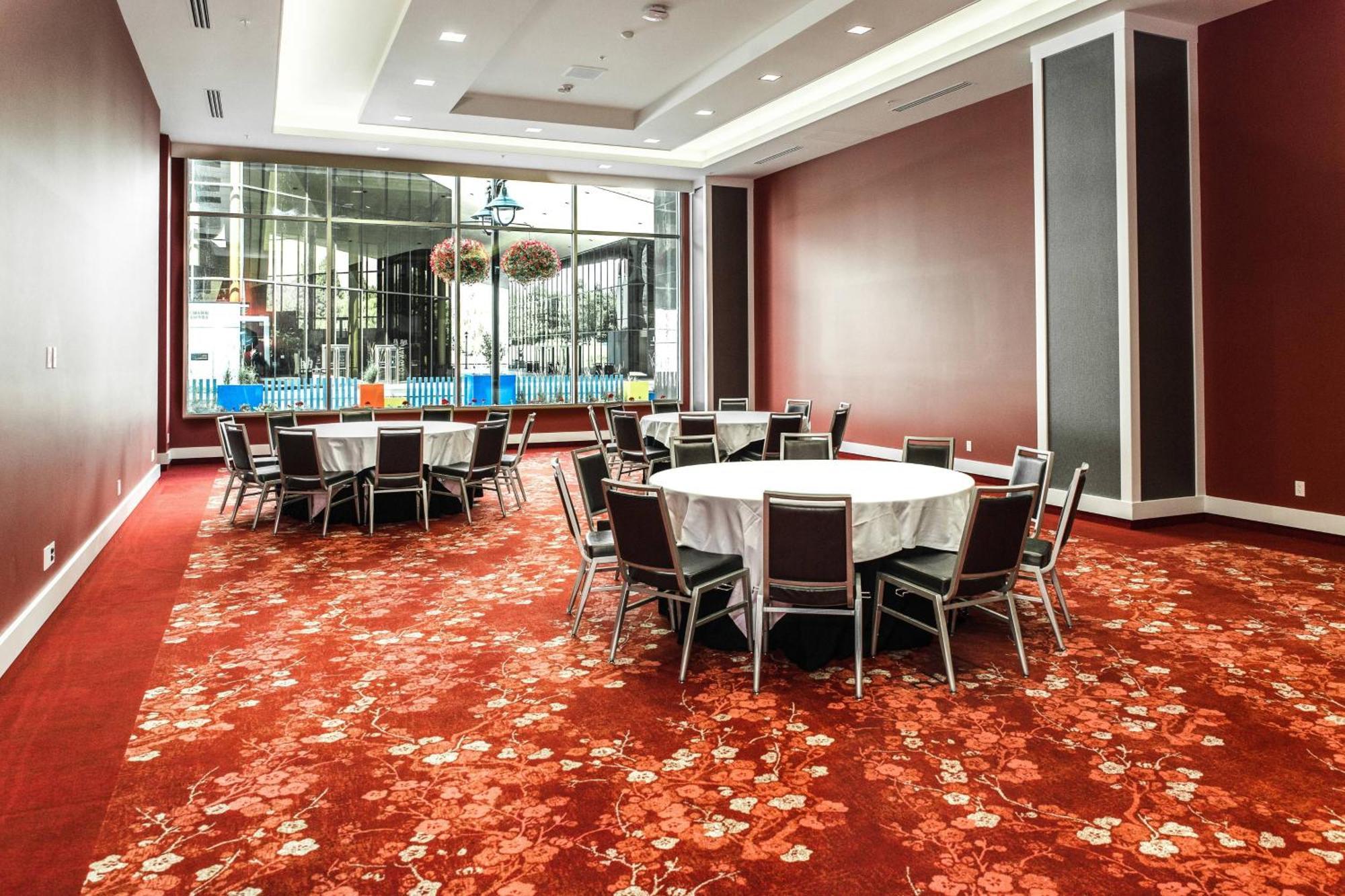 The Davenport Grand, Autograph Collection Spokane